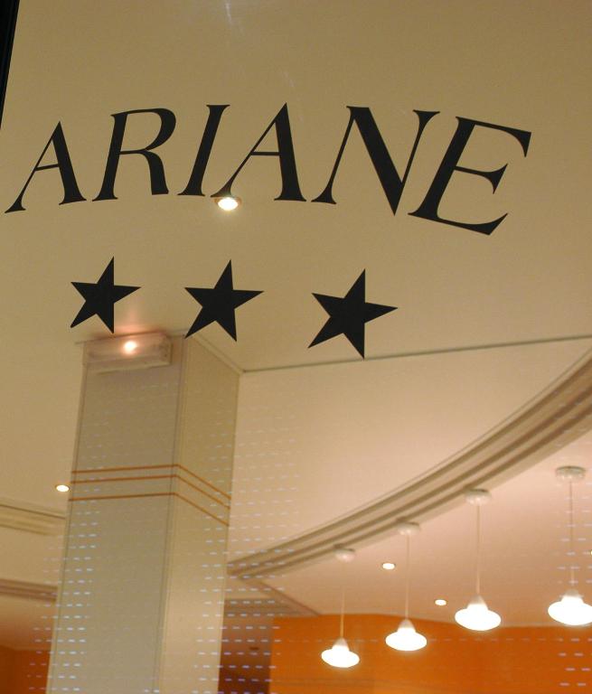 Certifikát, hodnocení, plakát nebo jiný dokument vystavený v ubytování Hôtel Ariane