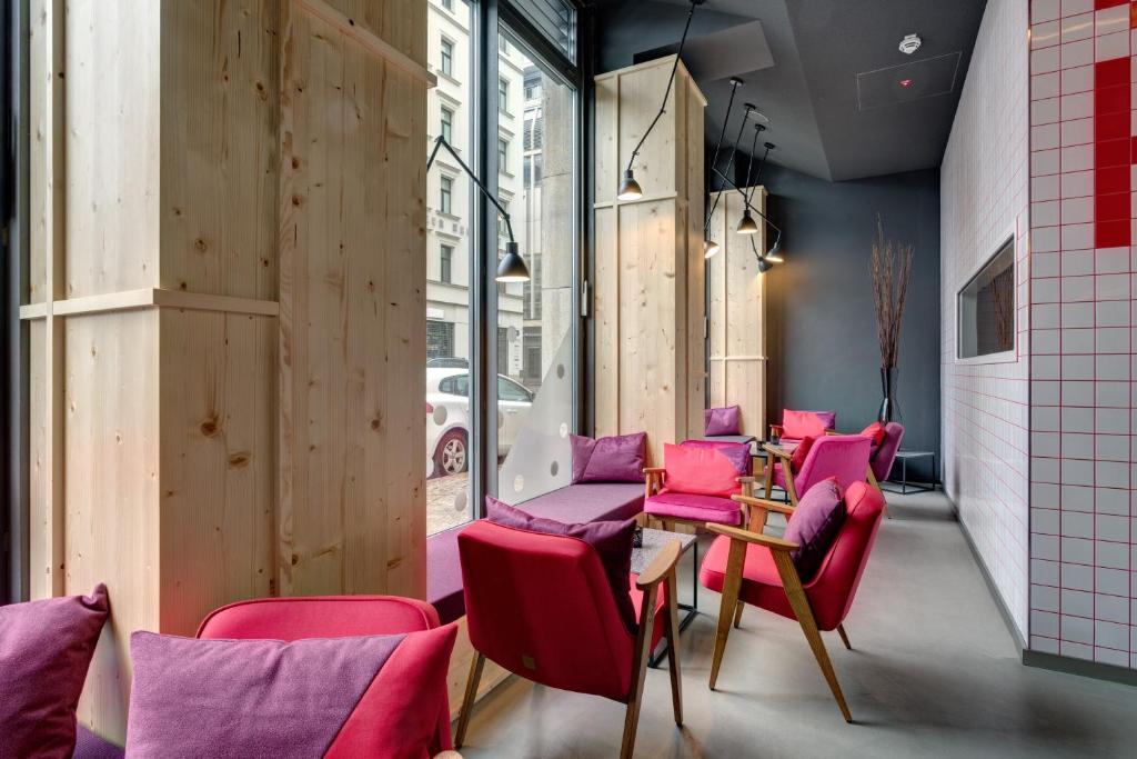 MEININGER Hotel Leipzig Hauptbahnhof - Resim 21