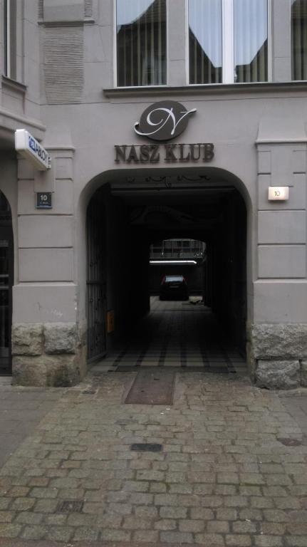 Exteriér alebo vchod do ubytovania Nasz Klub - Pokoje Gościnne