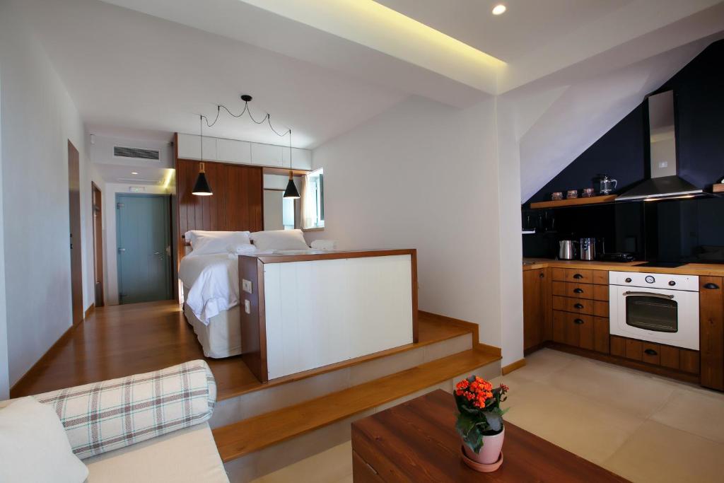 Lithos Guesthouse Kardamili - Suite Con Vista Al Mar