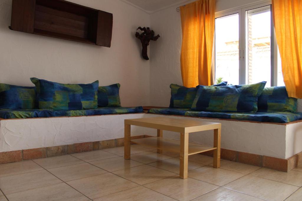 A television and/or entertainment centre at Finca Doña Sofia Maria