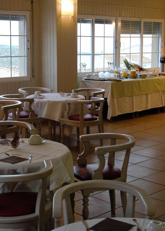 Restaurace v ubytování Hotel Balcón de Cazorla