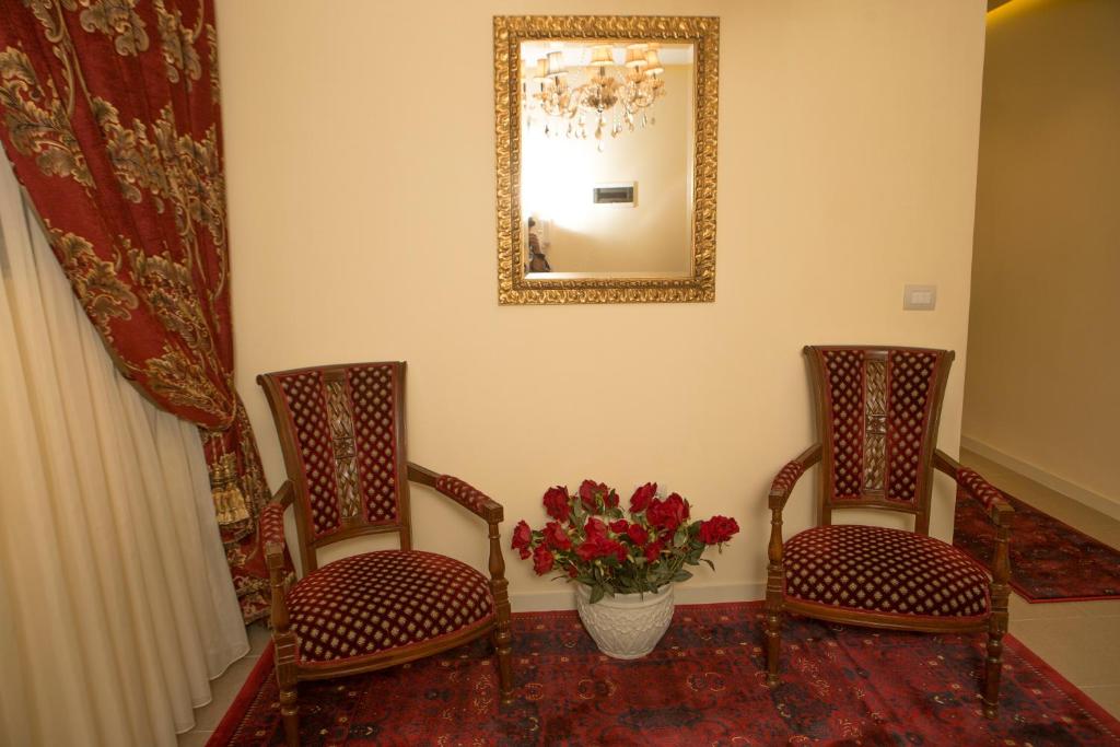 Posezení v ubytování Vila Tako - Hotel