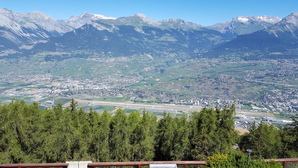 Hôtel Chalet Royal - Resim 30