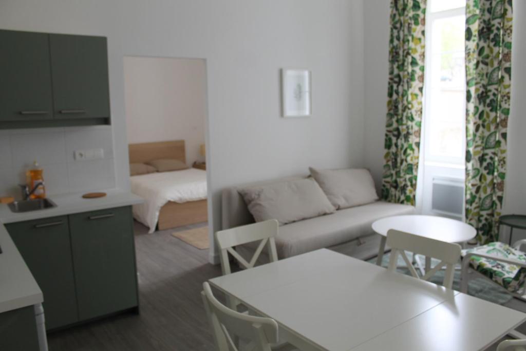 Le Presbytère - One-Bedroom Apartment
