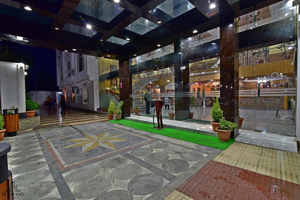 Fotografie z fotogalerie ubytování The Grand Mamta v destinaci Šrínagar