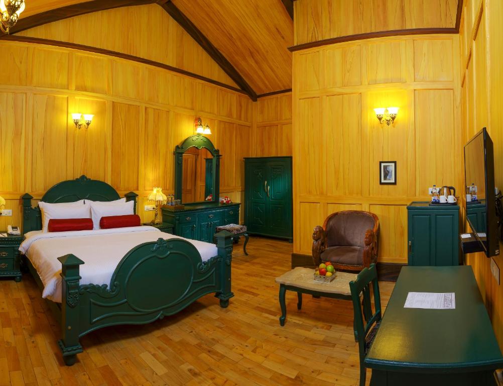 Postel nebo postele na pokoji v ubytování West Downs - The Heritage Resort