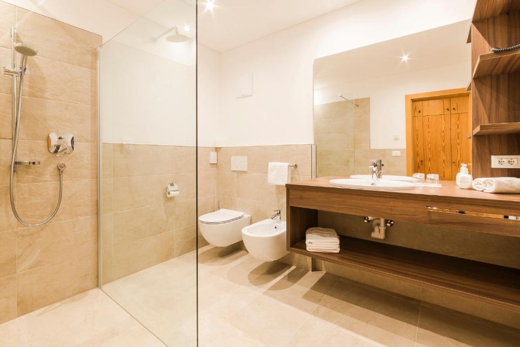Koupelna v ubytování Hotel Theresia
