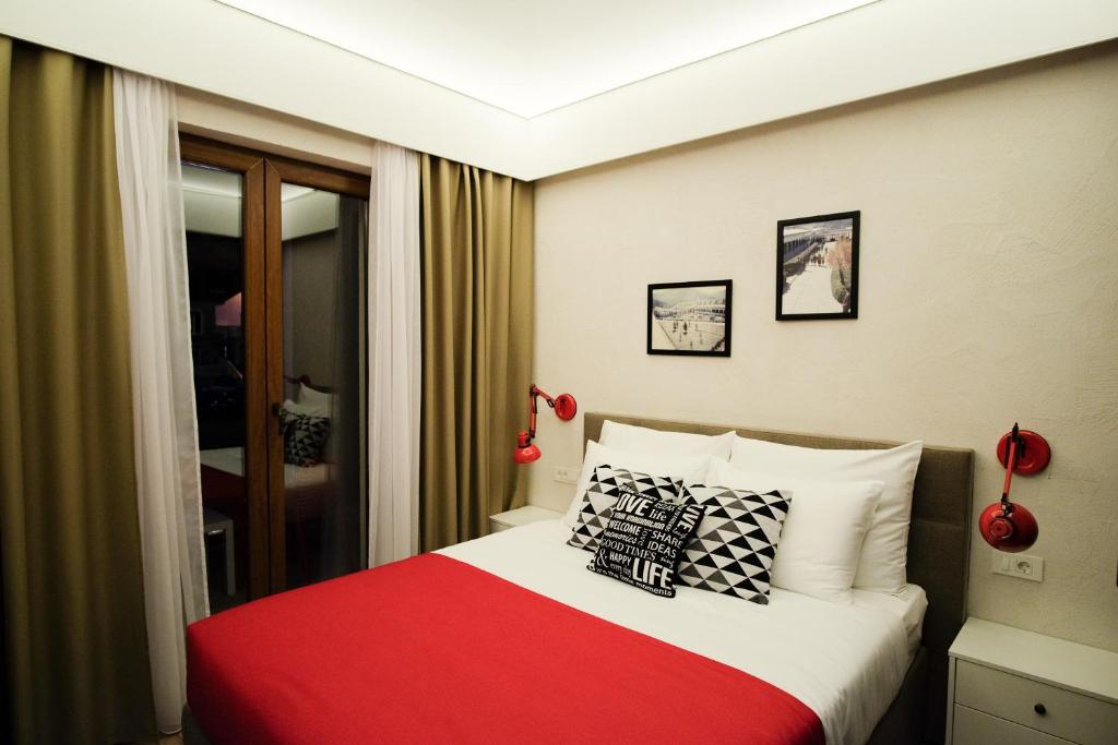 SL Industry Hotel - Double Room With Balcony