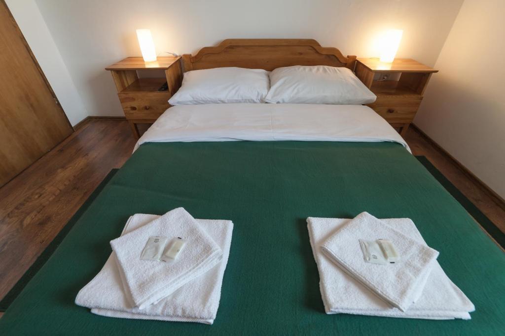 Postel nebo postele na pokoji v ubytování Breza Guesthouse