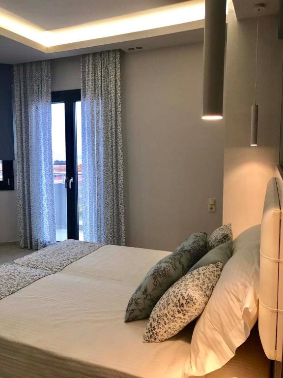 Postel nebo postele na pokoji v ubytování Levante Sea View Studios