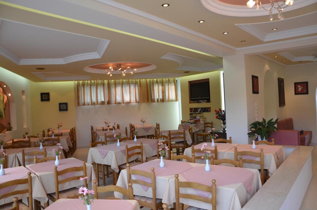 Posezení v ubytování Hotel Villa Nisteri