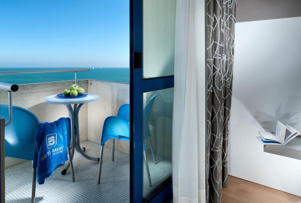 Nespecifikovaný výhled na moře nebo výhled na moře při pohledu z hotelu