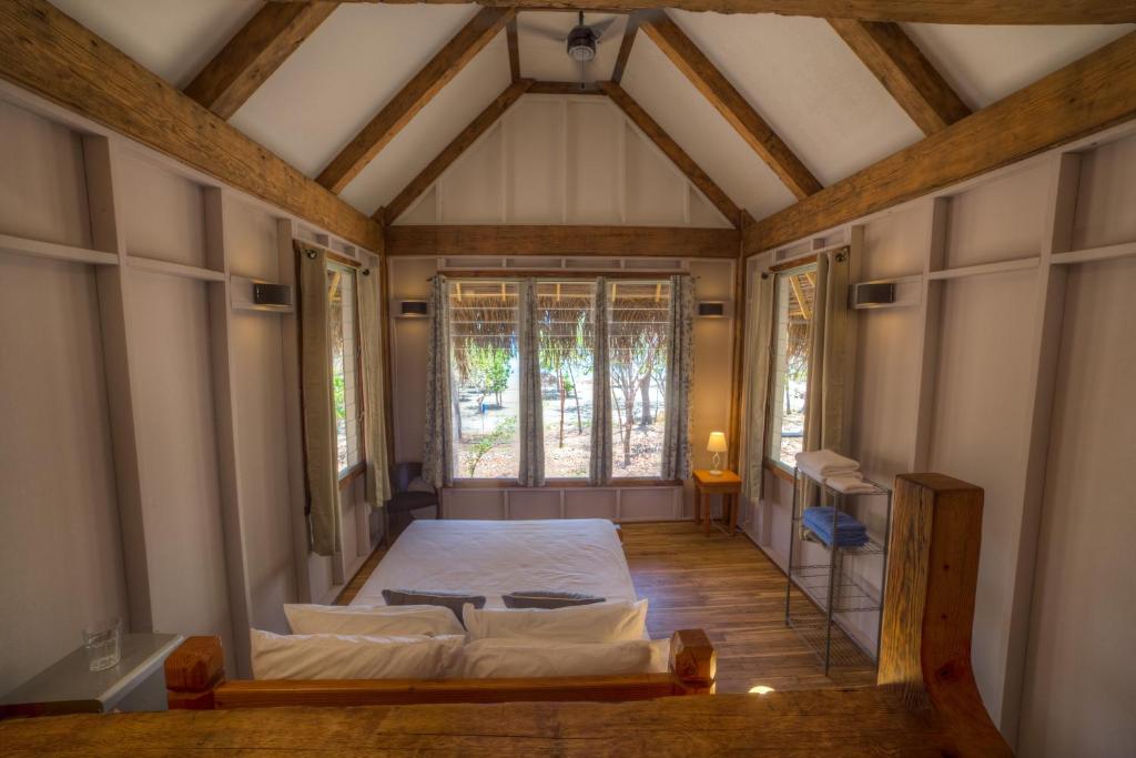 Postel nebo postele na pokoji v ubytování Eco Venao Lodge, Playa Venao