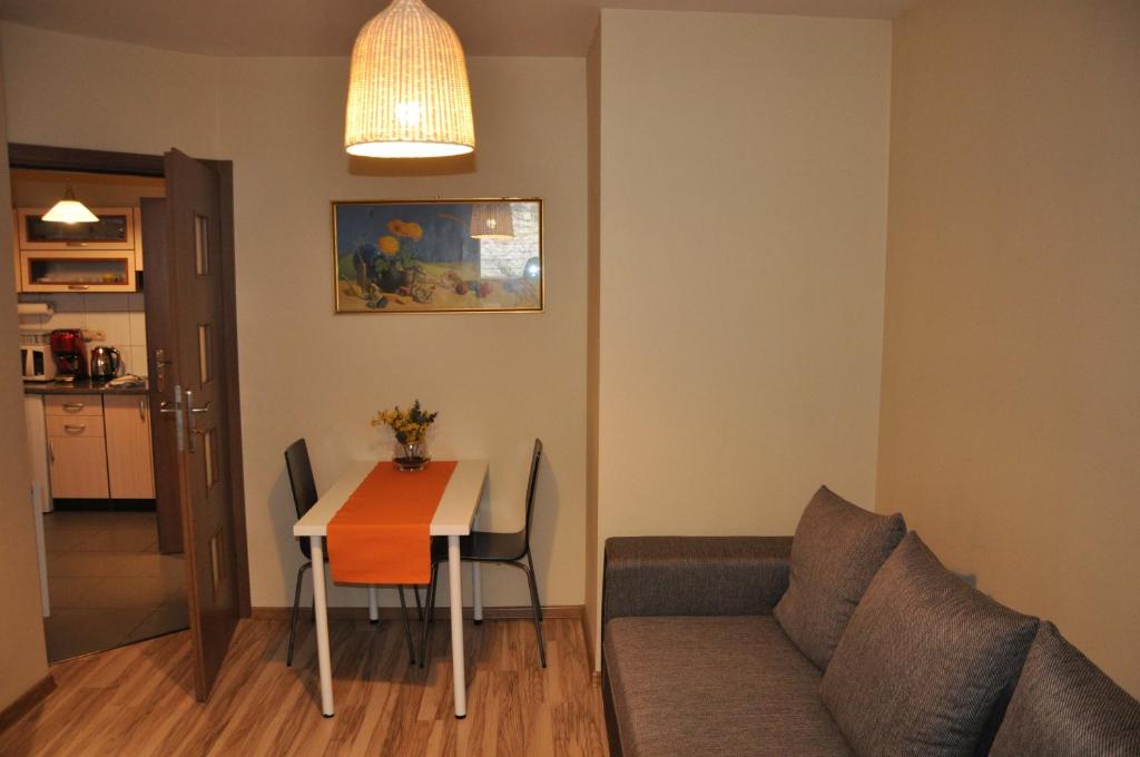 Topola - Two-Bedroom Apartment