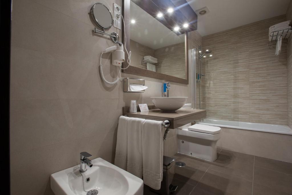Koupelna v ubytování Hotel Don Paco
