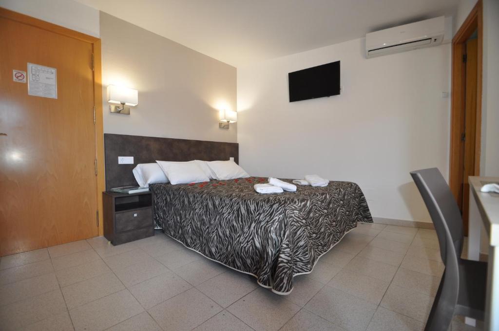 Aparthotel Safari, Calella – Updated 2023 Prices