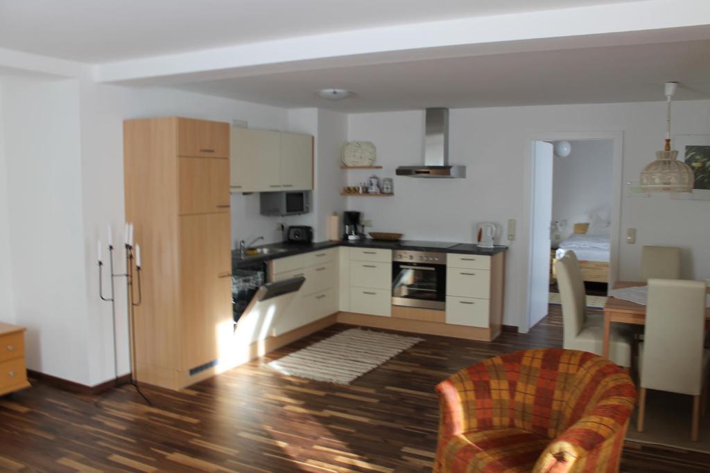 Kuchyň nebo kuchyňský kout v ubytování Familienappartement Ötscherbär