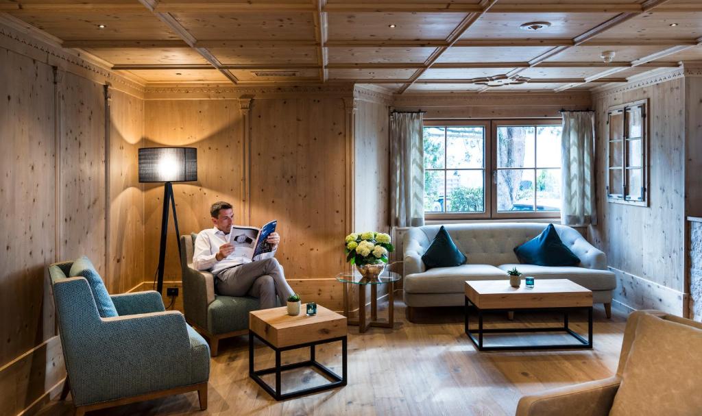 Posezení v ubytování Hotel Sonnbichl