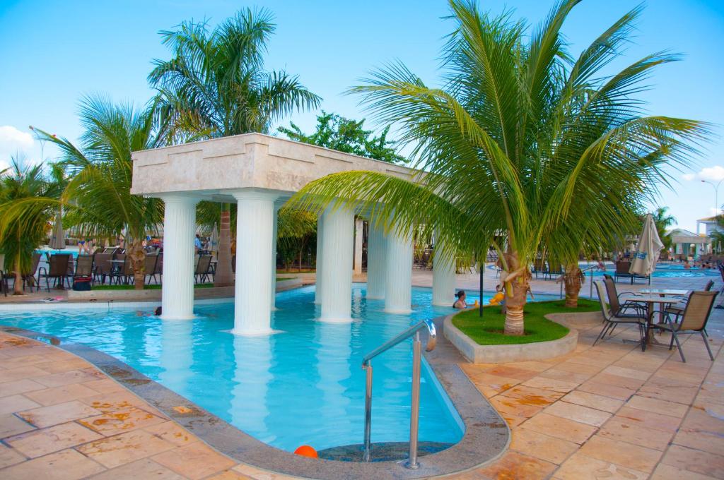 LACQUA DIROMA Hotéis e Parques, diversão 24h