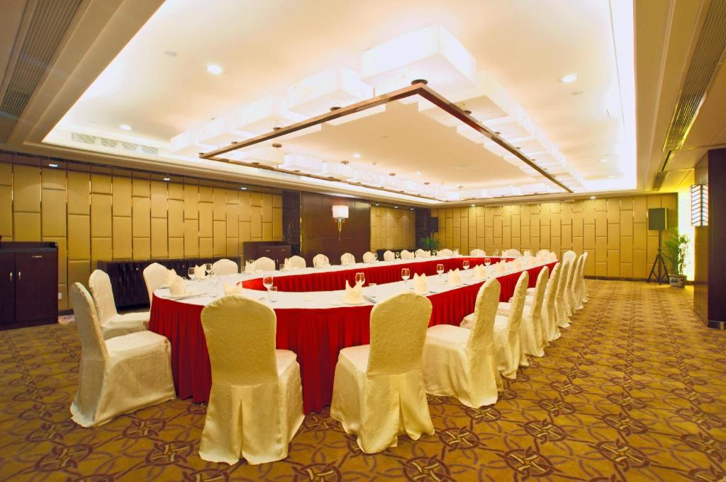 Konferenční prostory v ubytování WuHu XingBai JinLing Hotel