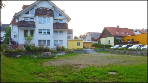 Zahrada ubytování Gasthaus & Pension Zum Hirsch