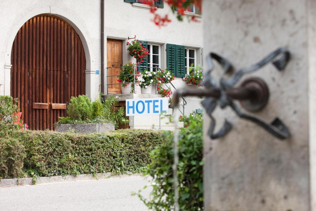 Certifikát, hodnocení, plakát nebo jiný dokument vystavený v ubytování Hotel Gasthaus Hirschen