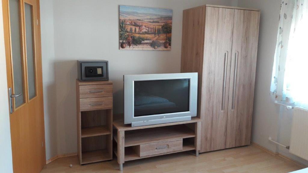TV a/nebo společenská místnost v ubytování Arkadenhaus Steiner