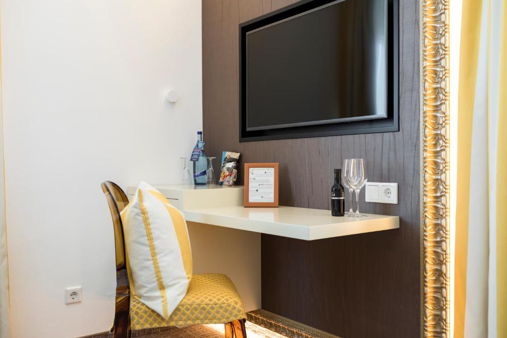 TV a/nebo společenská místnost v ubytování Hotel Goritschnigg