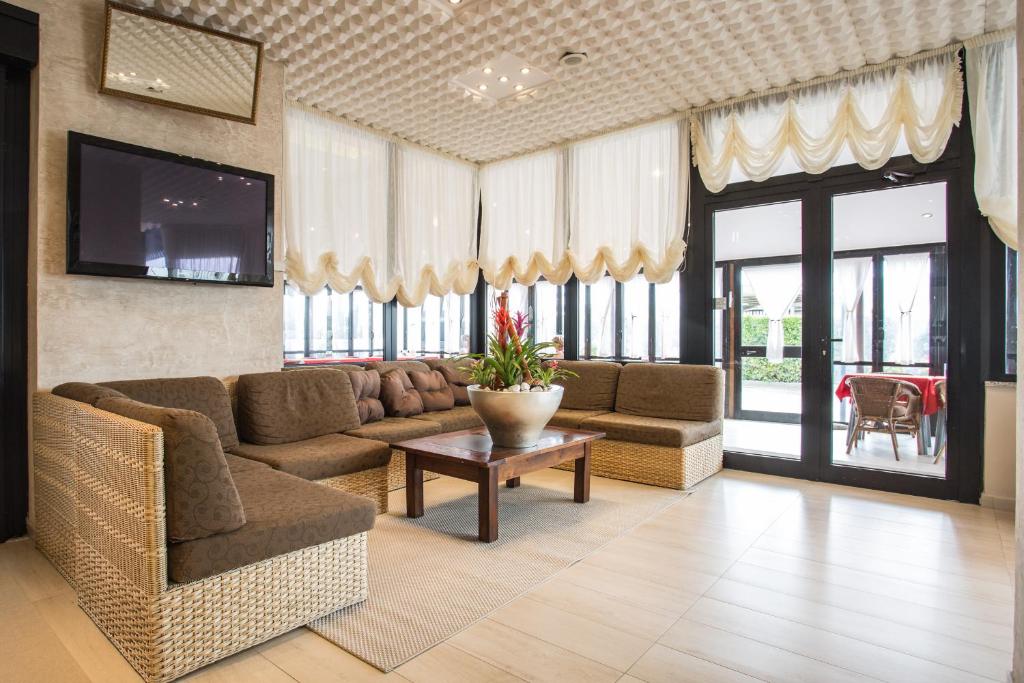 Posezení v ubytování Hotel Byron