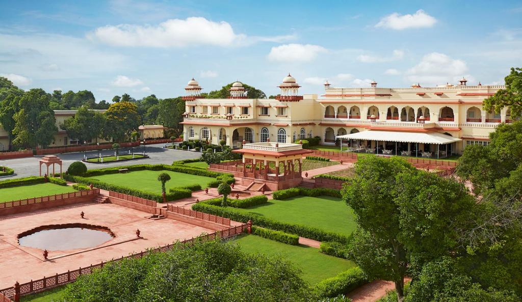 Zahrada ubytování Jai Mahal Palace