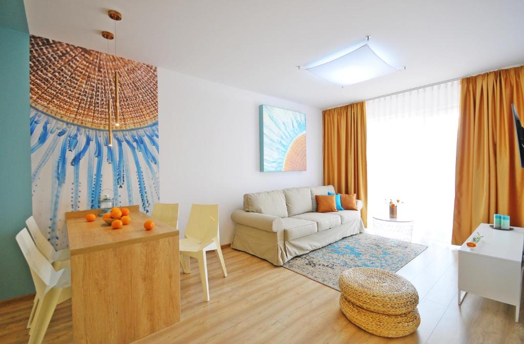 Posedenie v ubytovaní Apartamenty REZULAK Solna B104 204 303