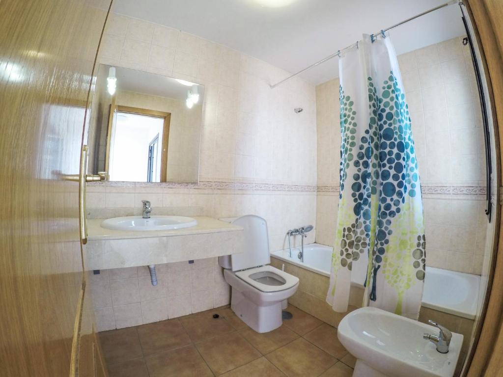 Koupelna v ubytování La Fresa Hostel