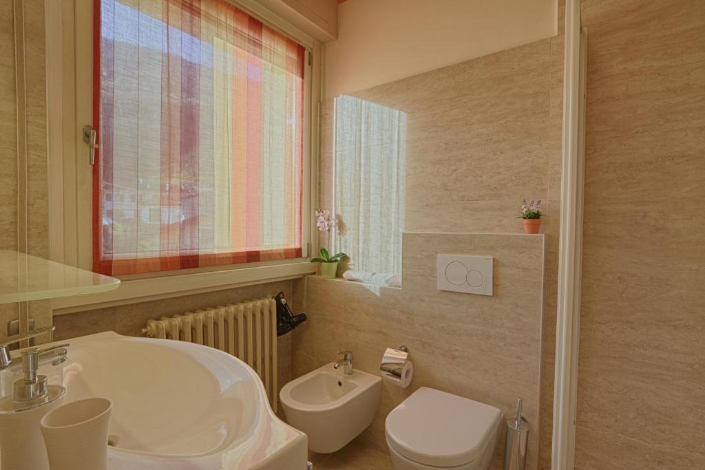 Koupelna v ubytování Hotel Europa - Sorico