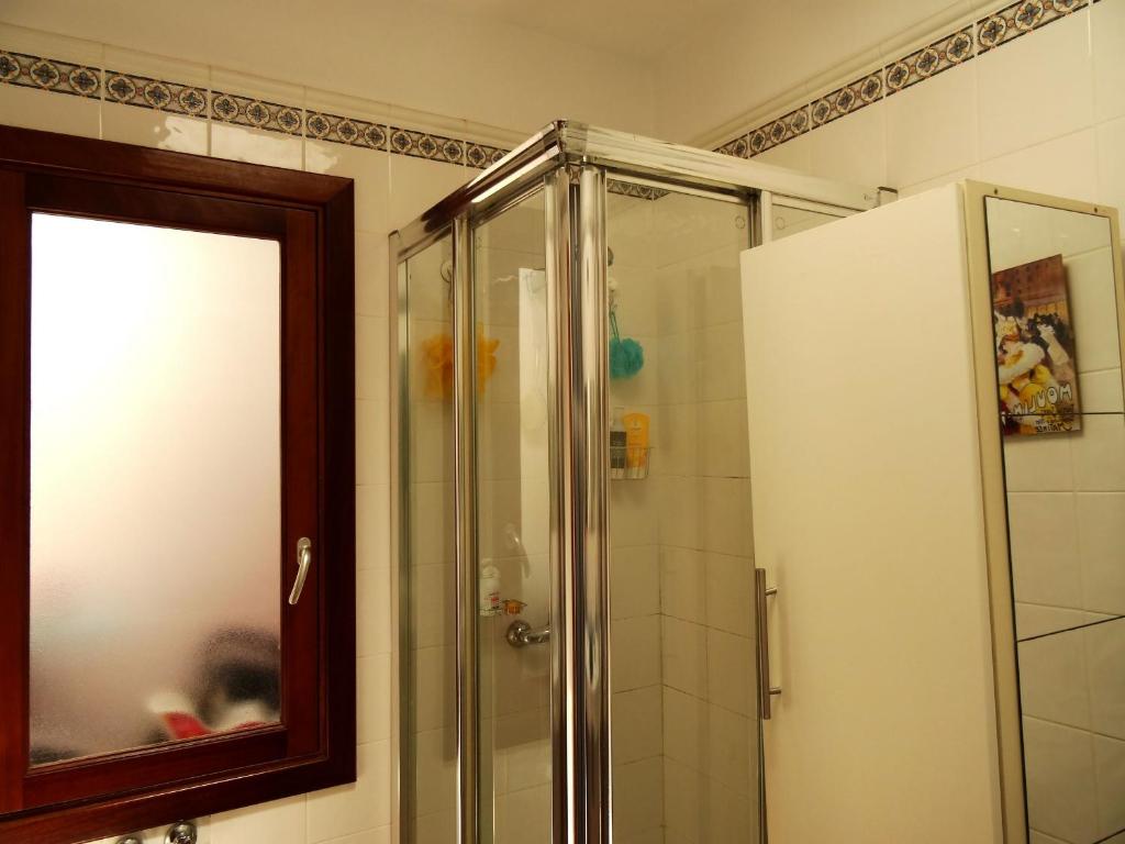 Koupelna v ubytování Happy Villa con piscina privada