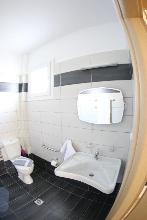 Kassiani Studios - 11