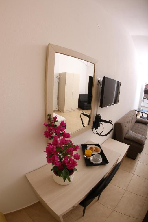 Kassiani Studios - 10