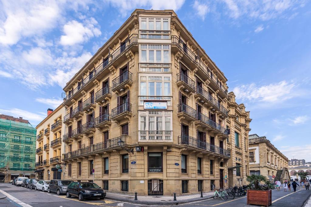 The building in which a vendégházakat is located