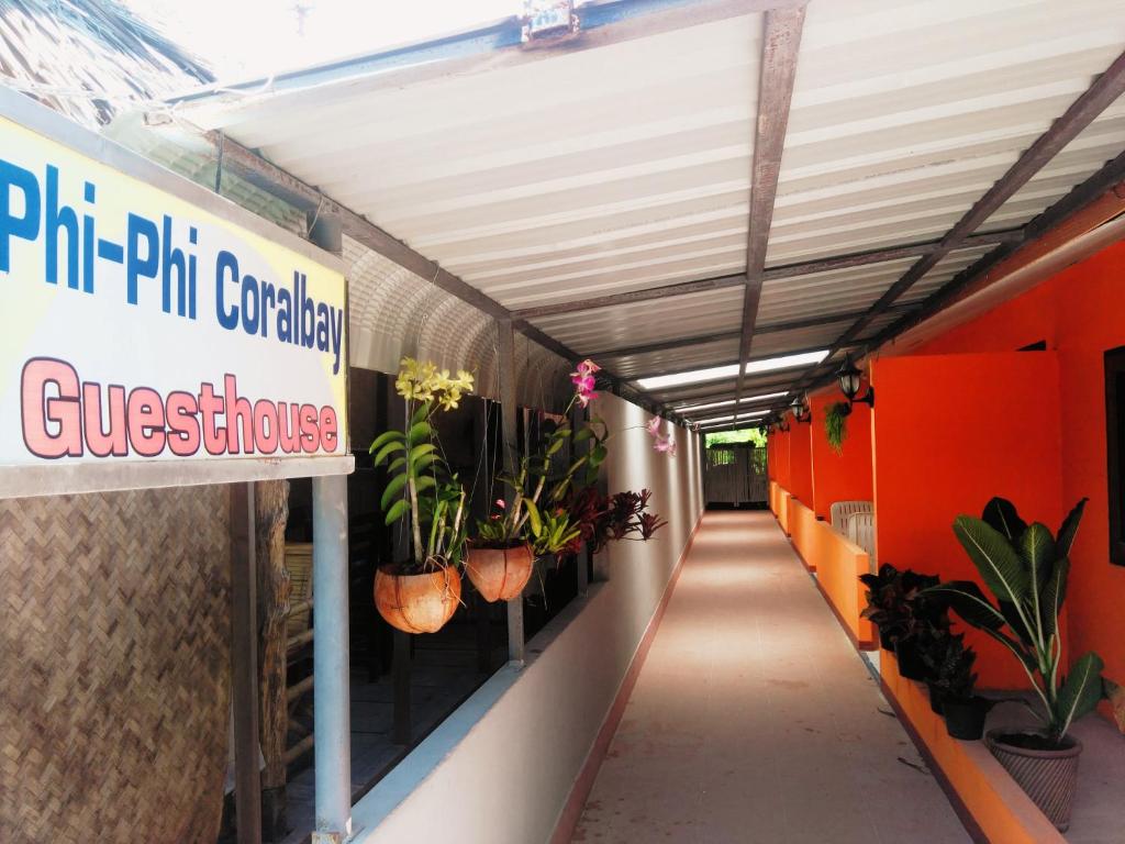 Zdjęcie z galerii obiektu Phi Phi Coralbay w Ko Phi Phi