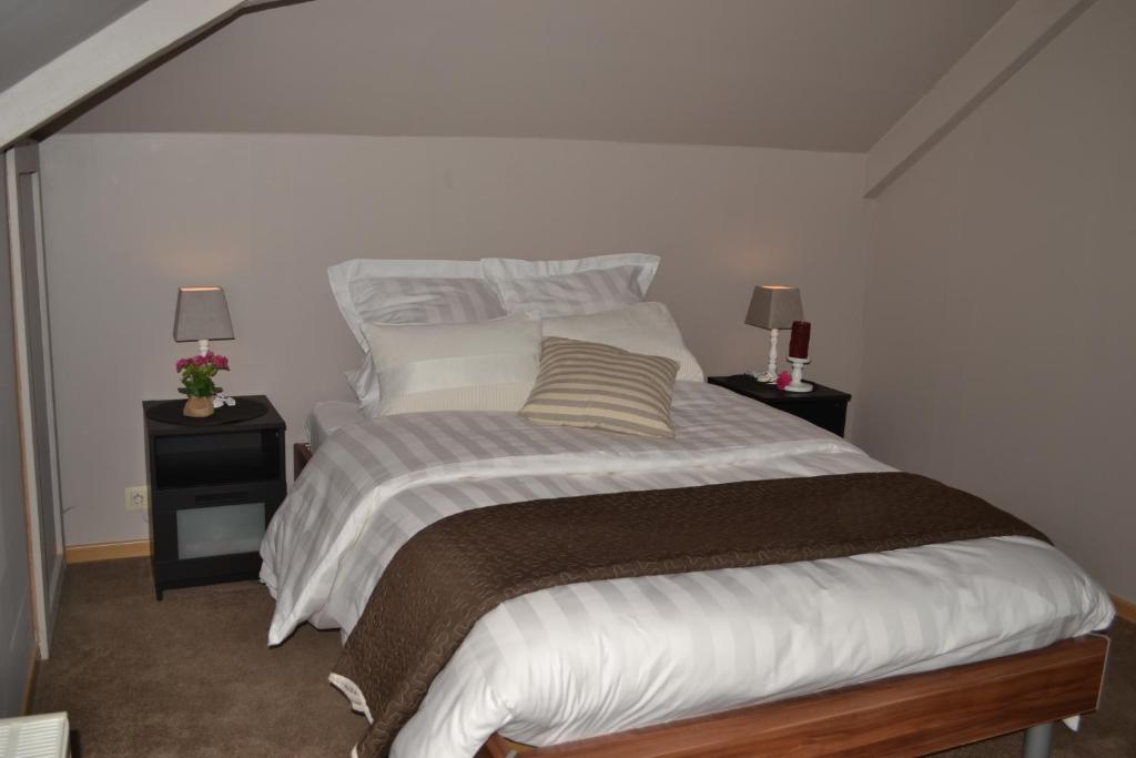Postel nebo postele na pokoji v ubytování Hotel Het Gasthof
