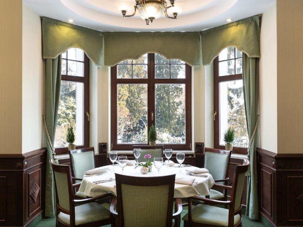 Posedenie v ubytovaní Bukowy Park Hotel Medical SPA
