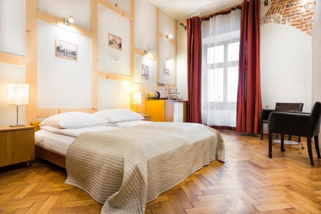 Aparthotel Stare Miasto - One-Bedroom Apartment