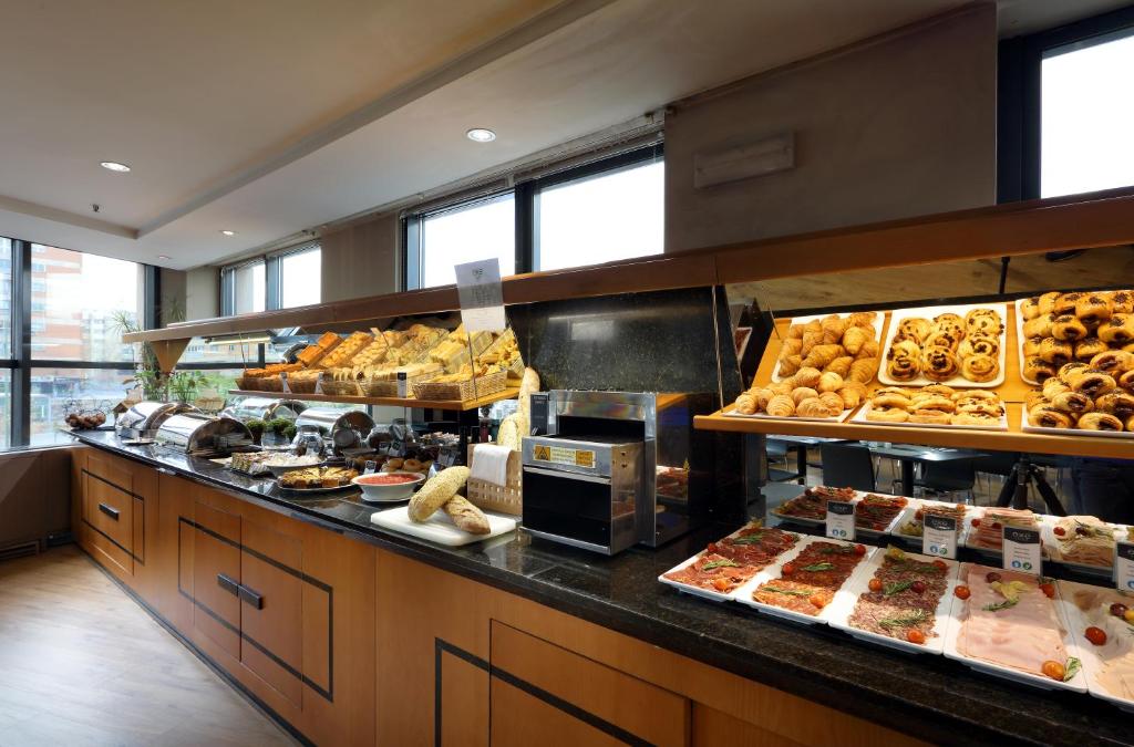 Exe Plaza - Resim 26