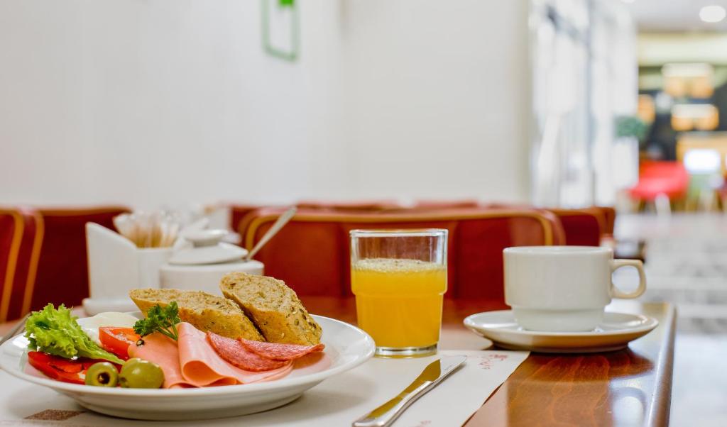 Hotel Garden Court - Resim 42