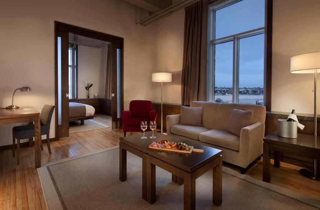 Posezení v ubytování Hotel 71 by Preferred Hotels & Resorts