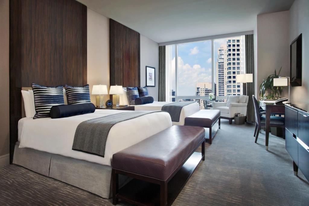 Trump International Hotel & Tower Chicago Room Near Northwestern Hospital Chicago