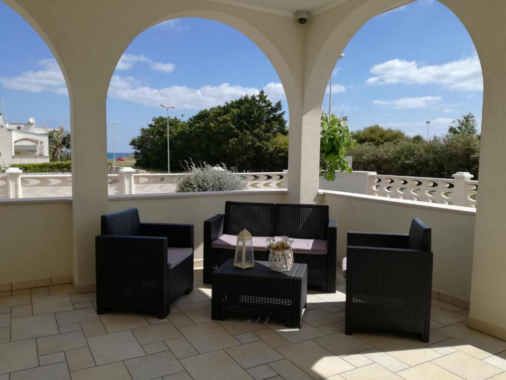 A balcony or terrace at Villa Buenavista