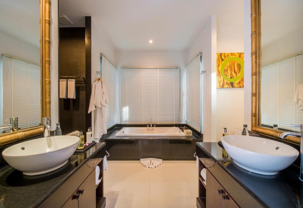 The Bell Pool Villa Resort Phuket - 18