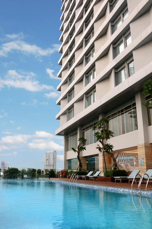 Bazén v ubytování Vasa Hotel Surabaya nebo v jeho okolí