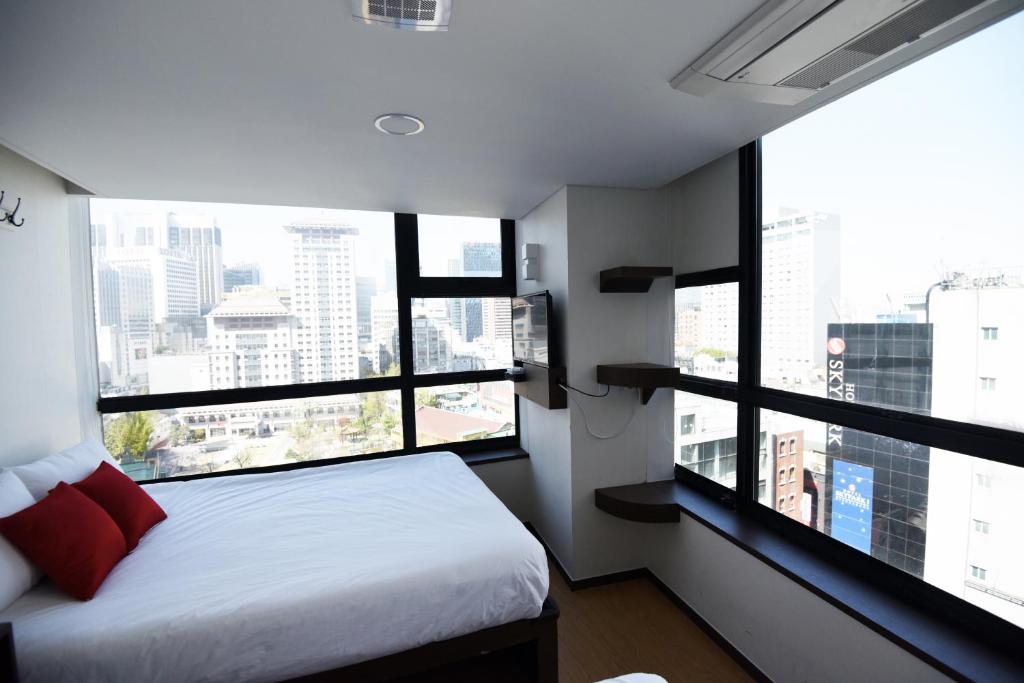57 Myeongdong Hostel - Camera Tripla